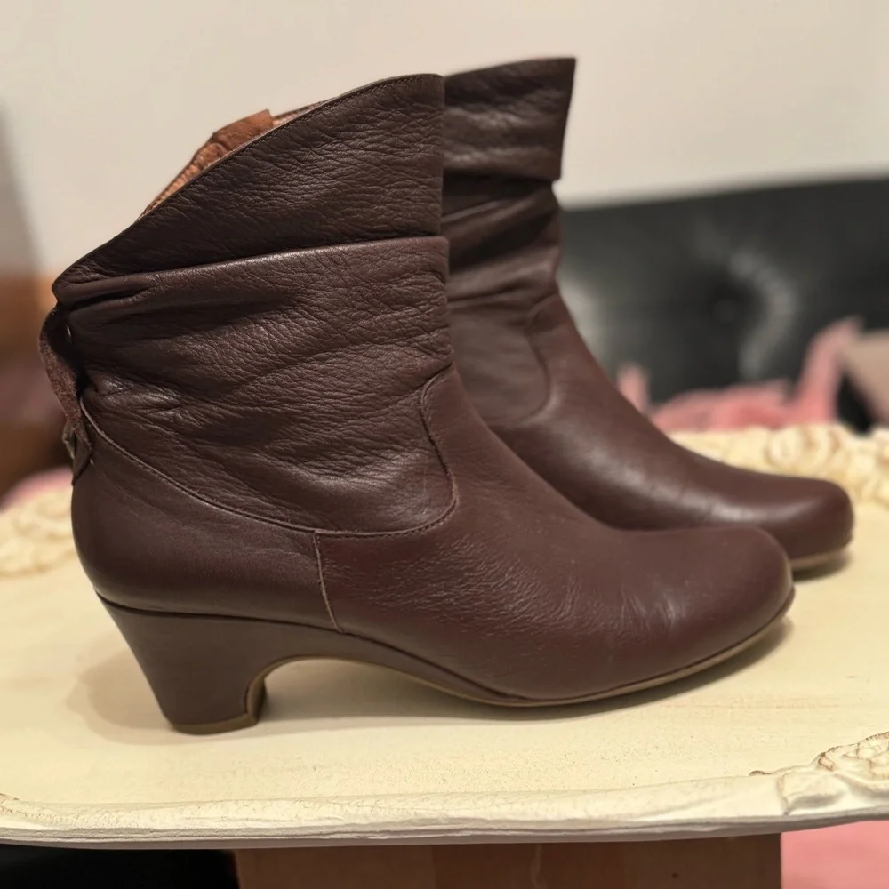 Eric Michael Women's  Julia Ankle Boot | Size 41